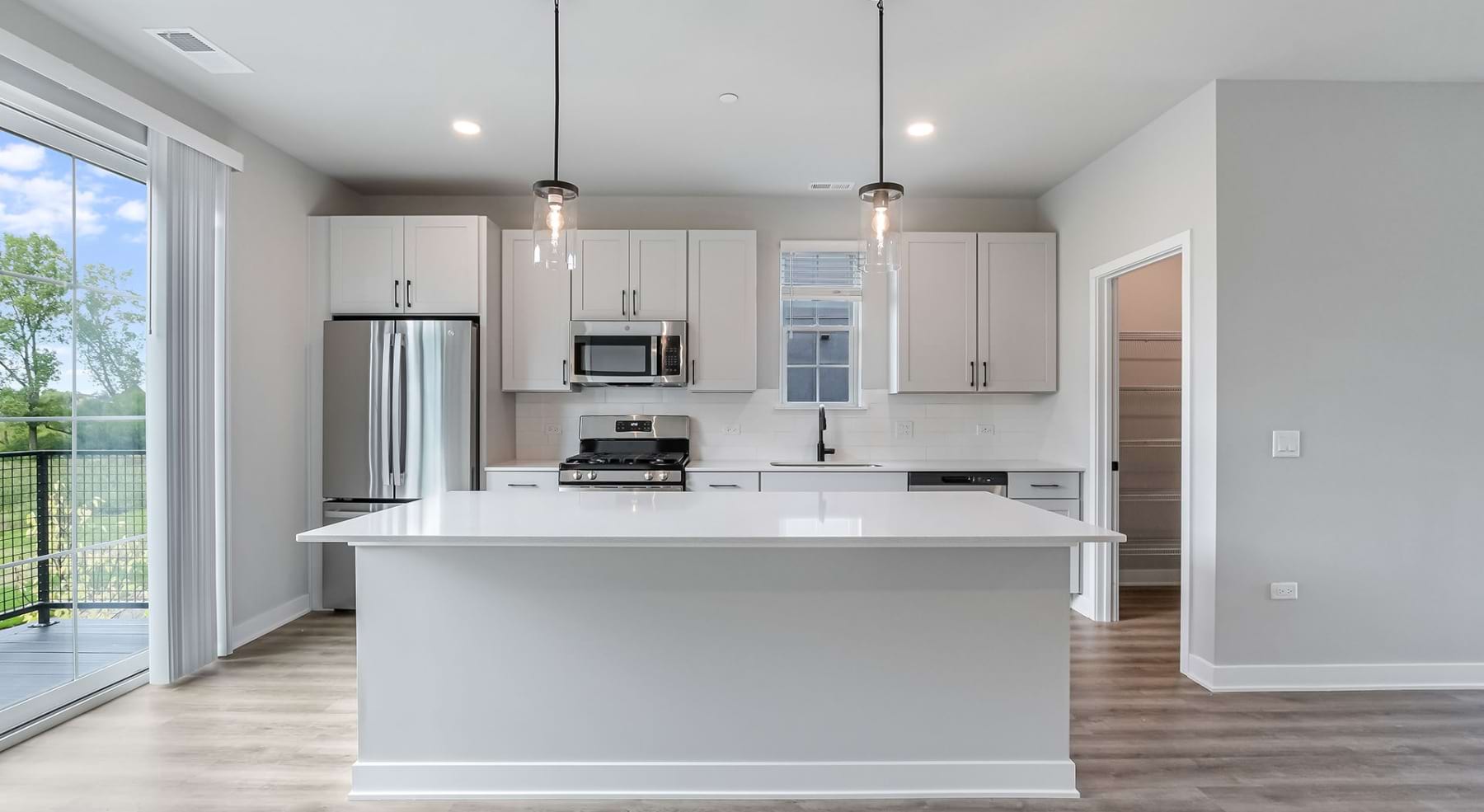 pendant lighting over kitchen island