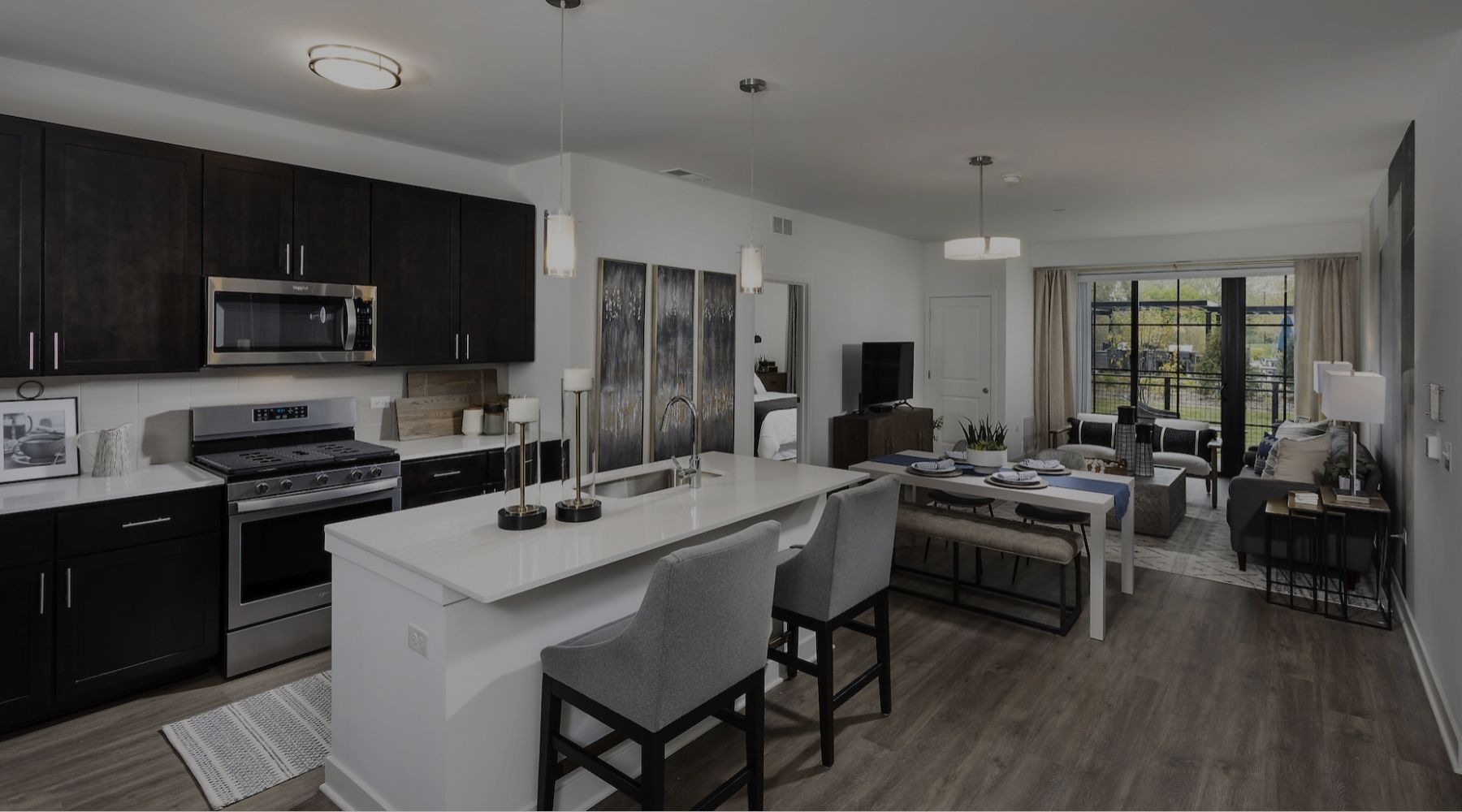 Studio, 1, 2, & 3-Bedroom Apartments & Townhomes Studio, 1, 2, & 3-Bedroom Apartments & Townhomes